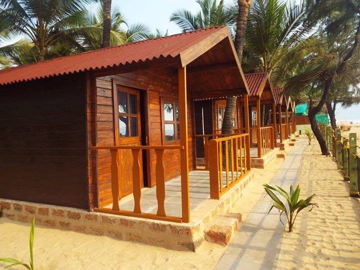 Sami Huts Agonda